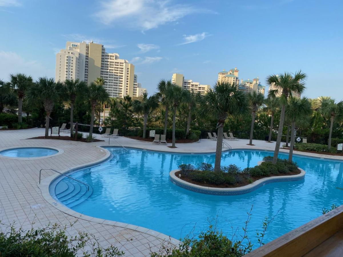 Ocean View Luxurious Condo-Best Location + Balcony เดสติน ภายนอก รูปภาพ
