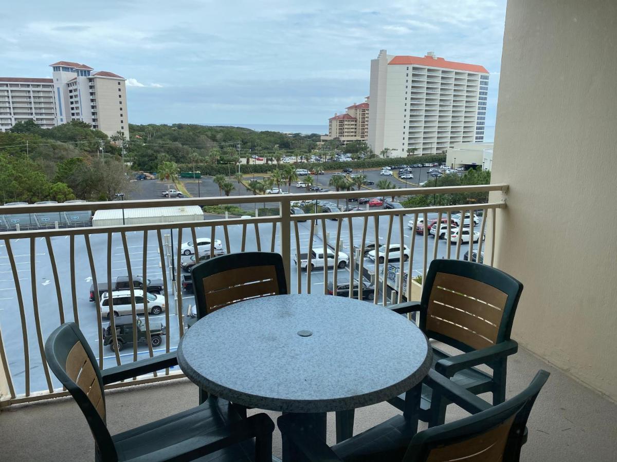 Ocean View Luxurious Condo-Best Location + Balcony เดสติน ภายนอก รูปภาพ