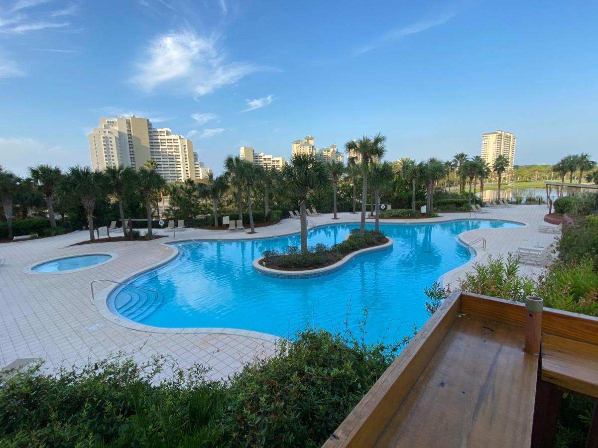 Ocean View Luxurious Condo-Best Location + Balcony เดสติน ภายนอก รูปภาพ